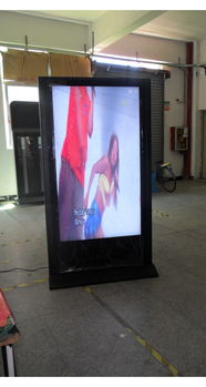 创新维65寸单机立式广告机 重新定义品牌信息传递